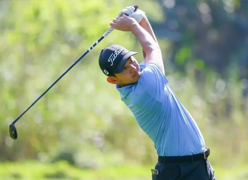 国际知名教练来校交流指导